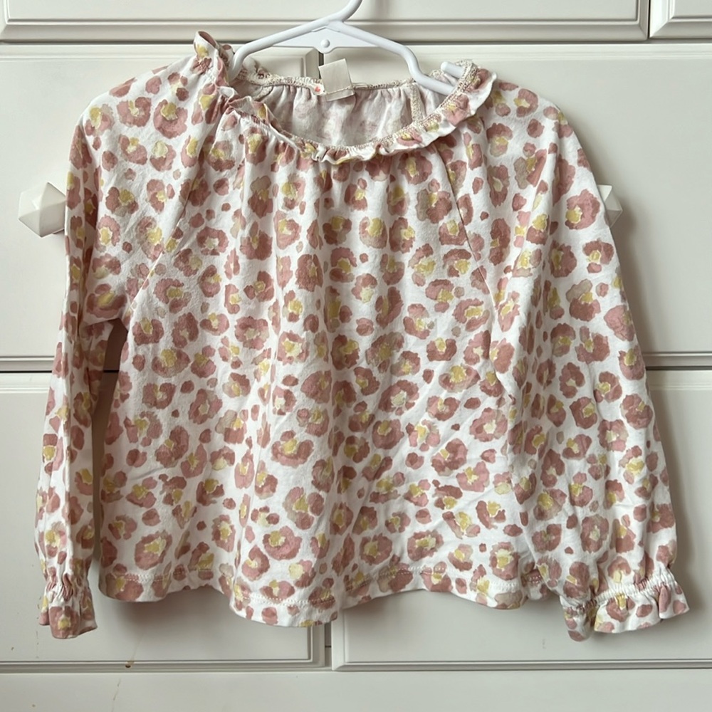 Crewcuts girls pink leopard print long sleeve shirt. Size xxs.